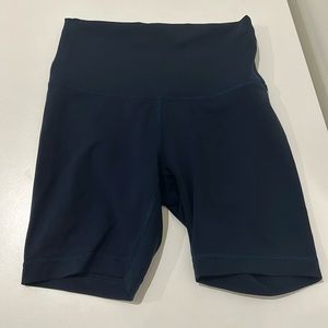 Lululemon navy blue biker shorts